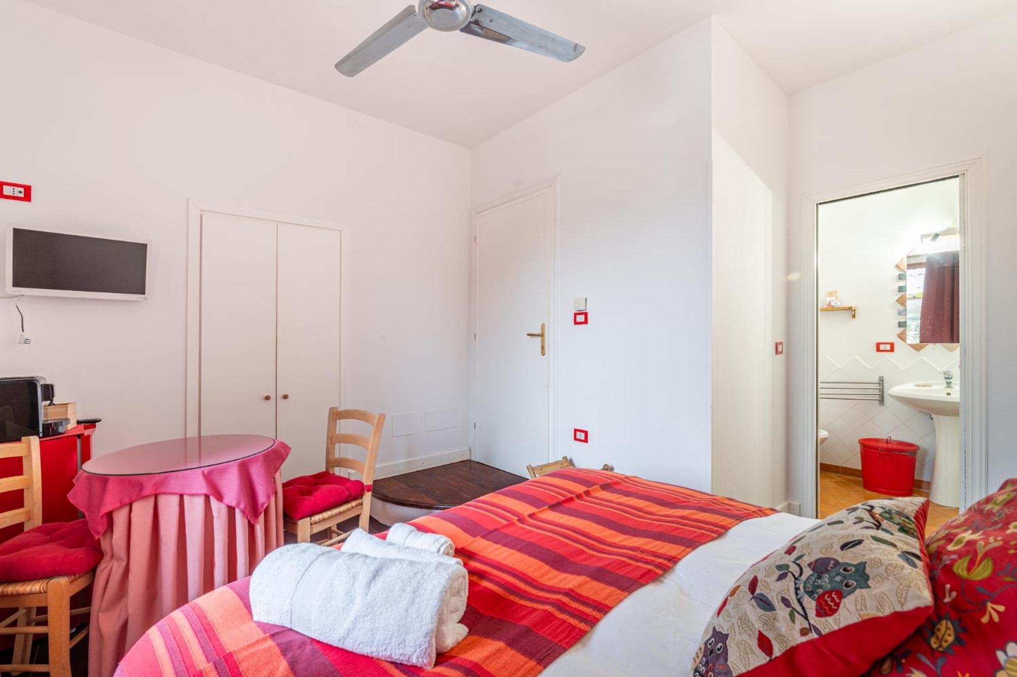 La Torretta Bed and Breakfast Tuscania Eksteriør billede
